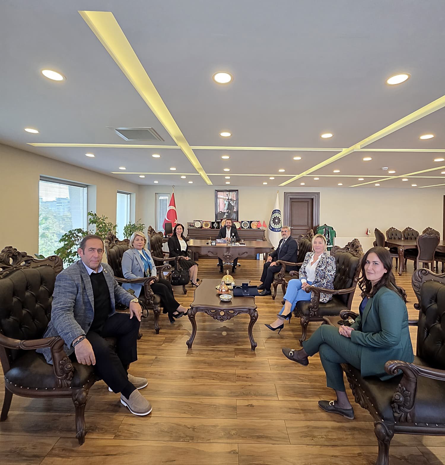 Kilis Ticaret ve Sanayi O­dası Başkanı Hacı Mustafa Celkanlı, GÜNSİFED heyetinin gerçekleştirdiği ziyaretten duyduğu memnuniyeti ifade etti.